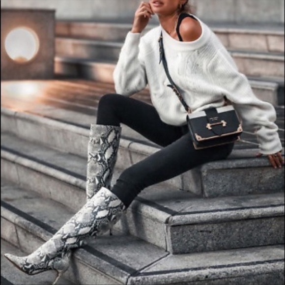 Steve Madden Kinga Knee High Boots
Snake print - Picture 3 of 14